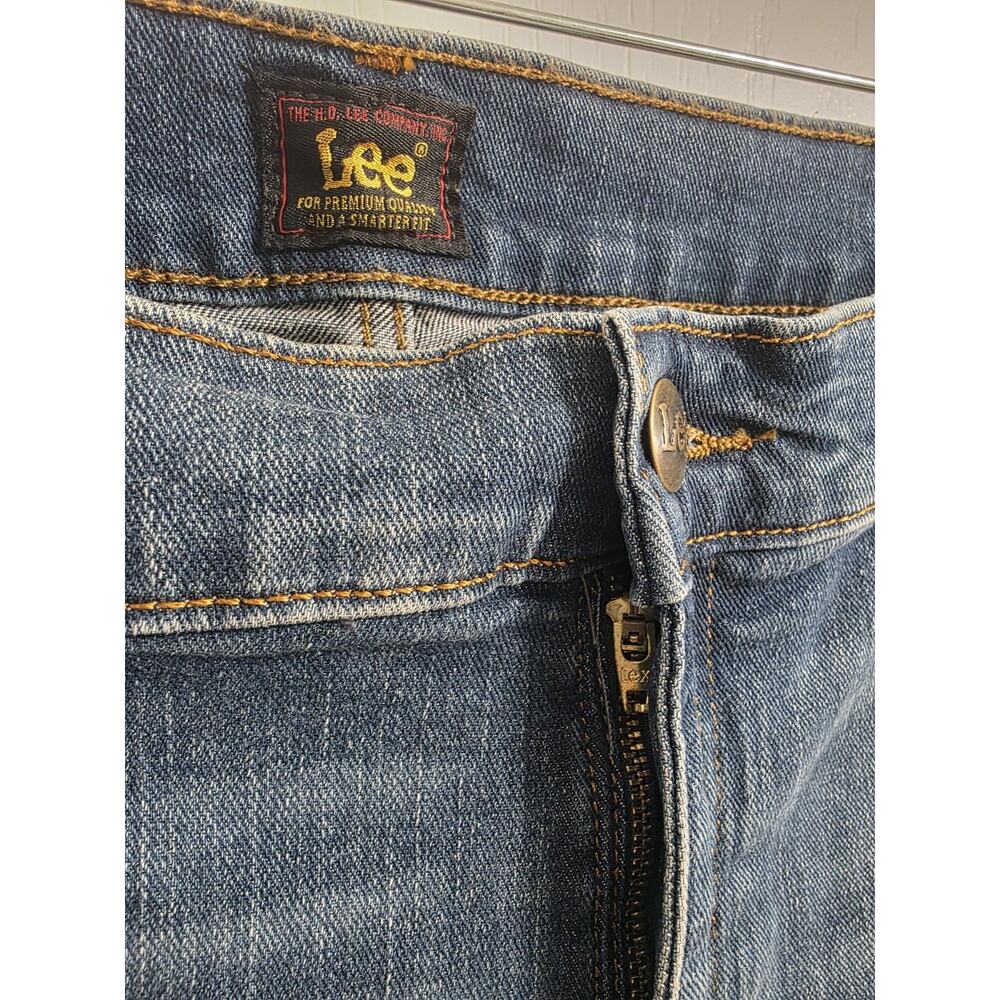 Lee Jeans Mens 40x30 Blue Denim Cotton Blend Straight Leg Casual. B3 - Picture 3 of 4